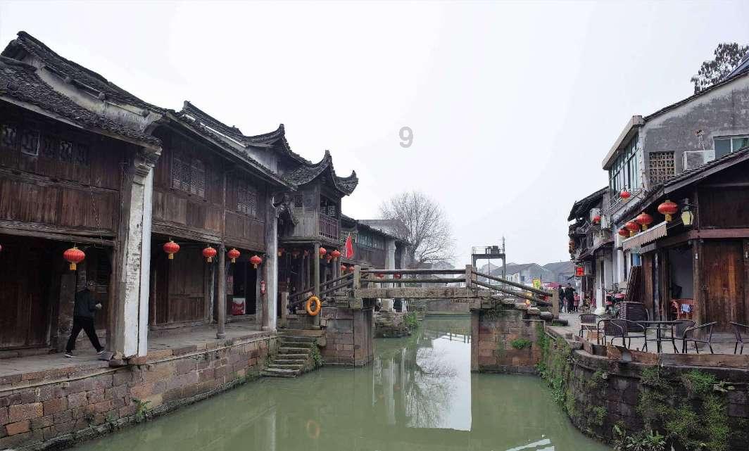 逆境英雄降临